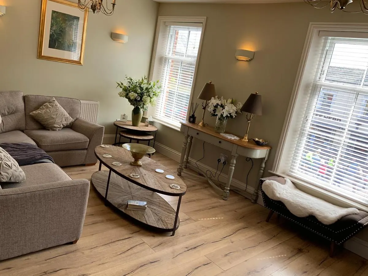 No. 16 Lytham Apartment Lytham St Annes 0*,  United Kingdom